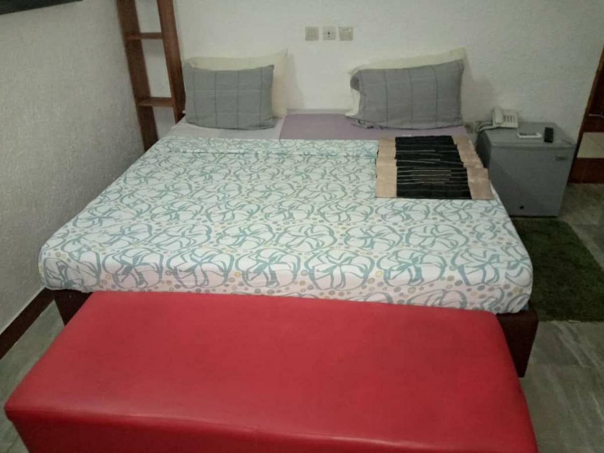 Senateur Hotel Agontinkon Котону Екстер'єр фото
