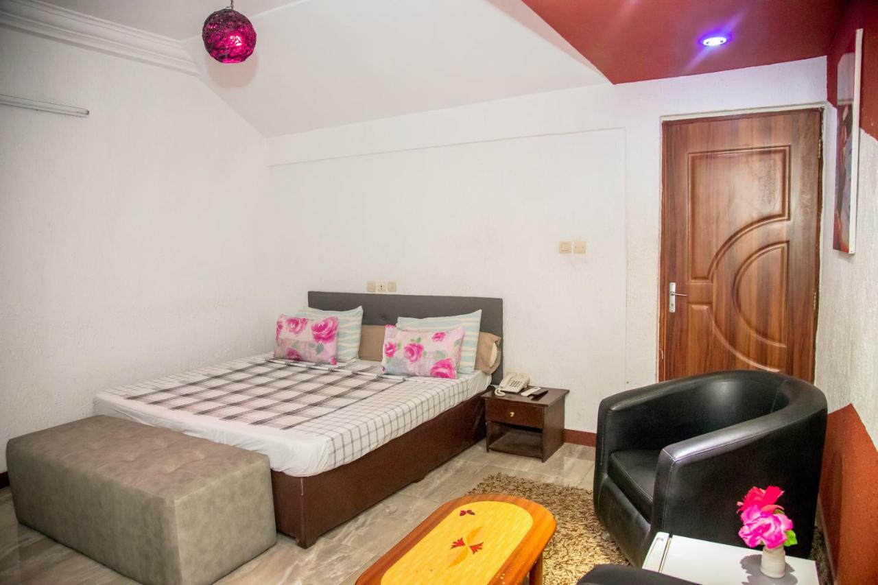 Senateur Hotel Agontinkon Котону Екстер'єр фото