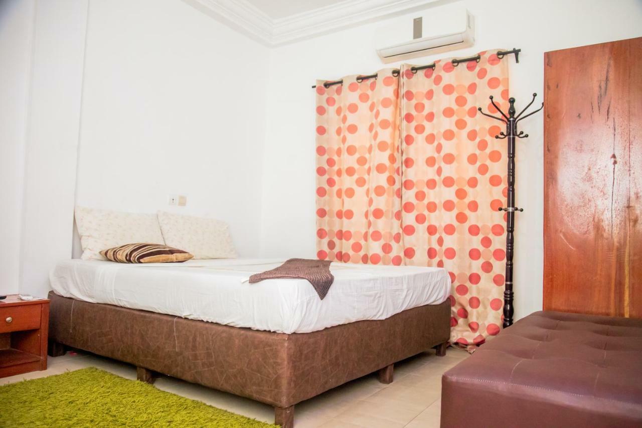 Senateur Hotel Agontinkon Котону Екстер'єр фото
